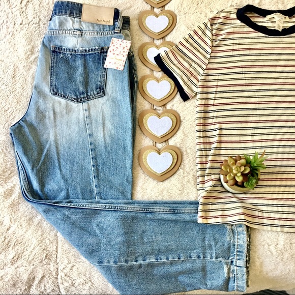 Cutest Free People Patchwork Cropped Jeans - Picture 2 of 3