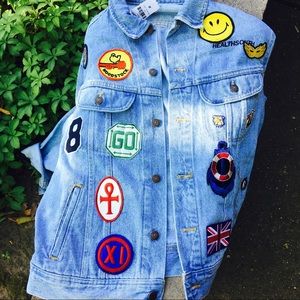 ⚡️ LF patched denim jacket NWT ⚡️