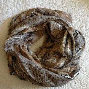 BP infinity scarf