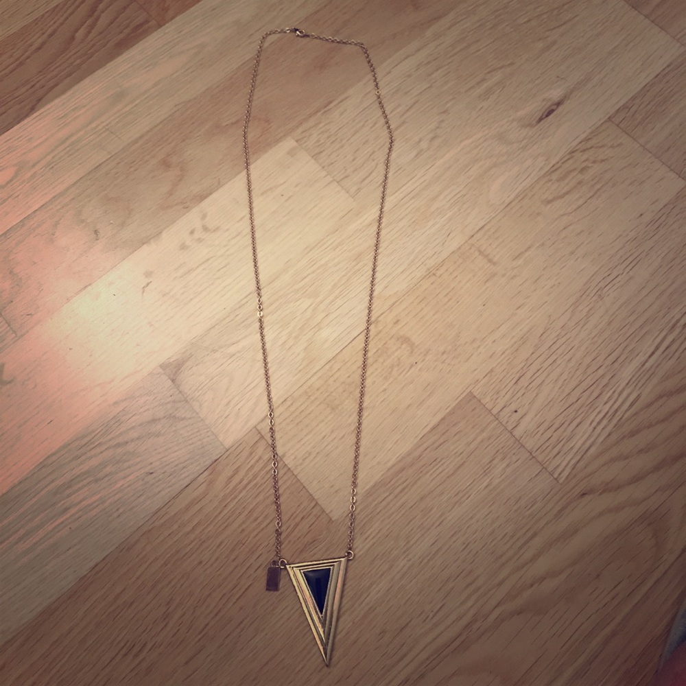 Necklace - great condition