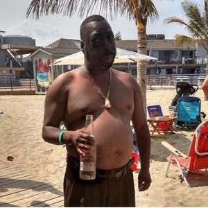 Meet your Posher, Abel