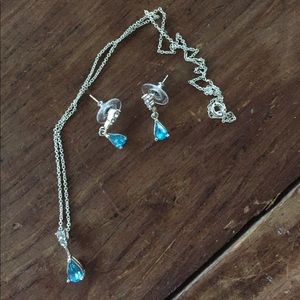 Blue teardrop diamond earring and necklace set