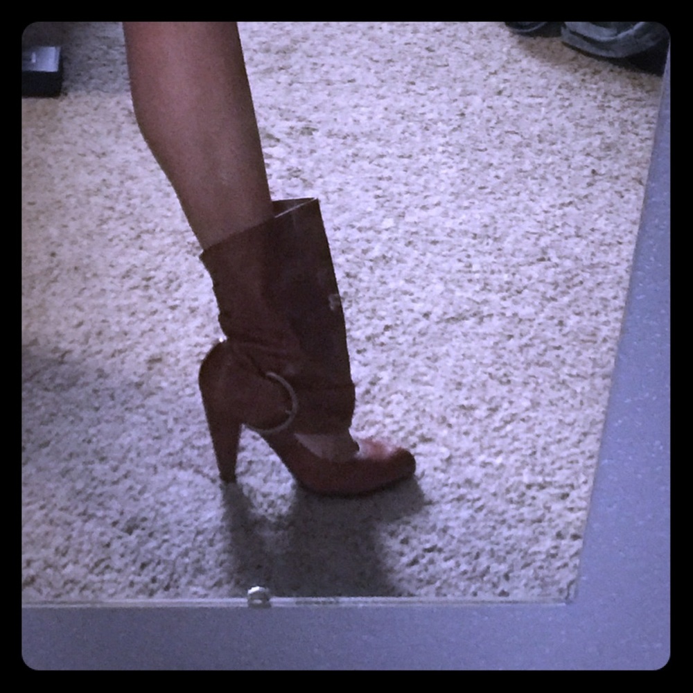 Brown Naughty Monkey peek a boo boots.