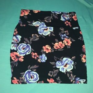 Floral mini skirt