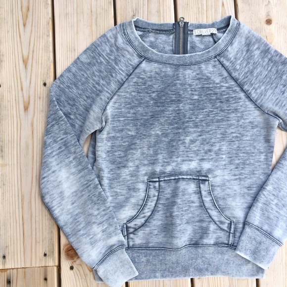 Forever 21 Crew Neck gray Sweatshirt - Picture 2 of 4