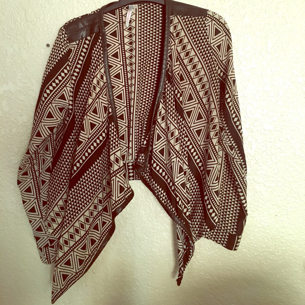 Super jazzy jacket with leather trim