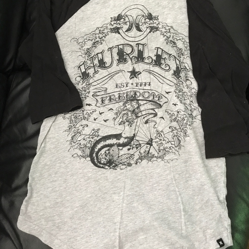 Hurley quarter sleeve baseball tee