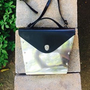 ⚡️ VINTAGE leather/metal satchel bag ⚡️