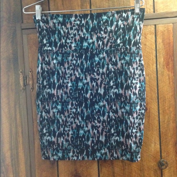 💥Forever21 High Waisted Skirt - Picture 1 of 3
