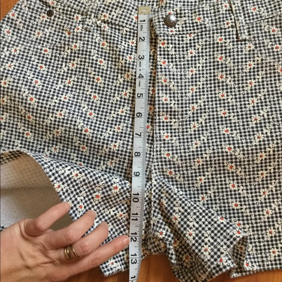 Vintage High Waist Shorts - Picture 6 of 6