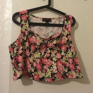 FINAL SALE! Forever 21+ Floral Crop Top VGUC