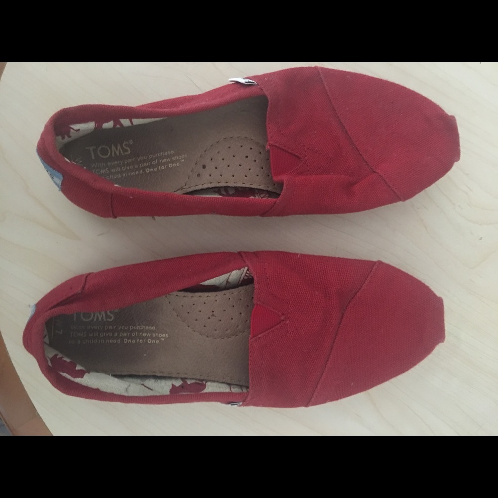 Red Toms