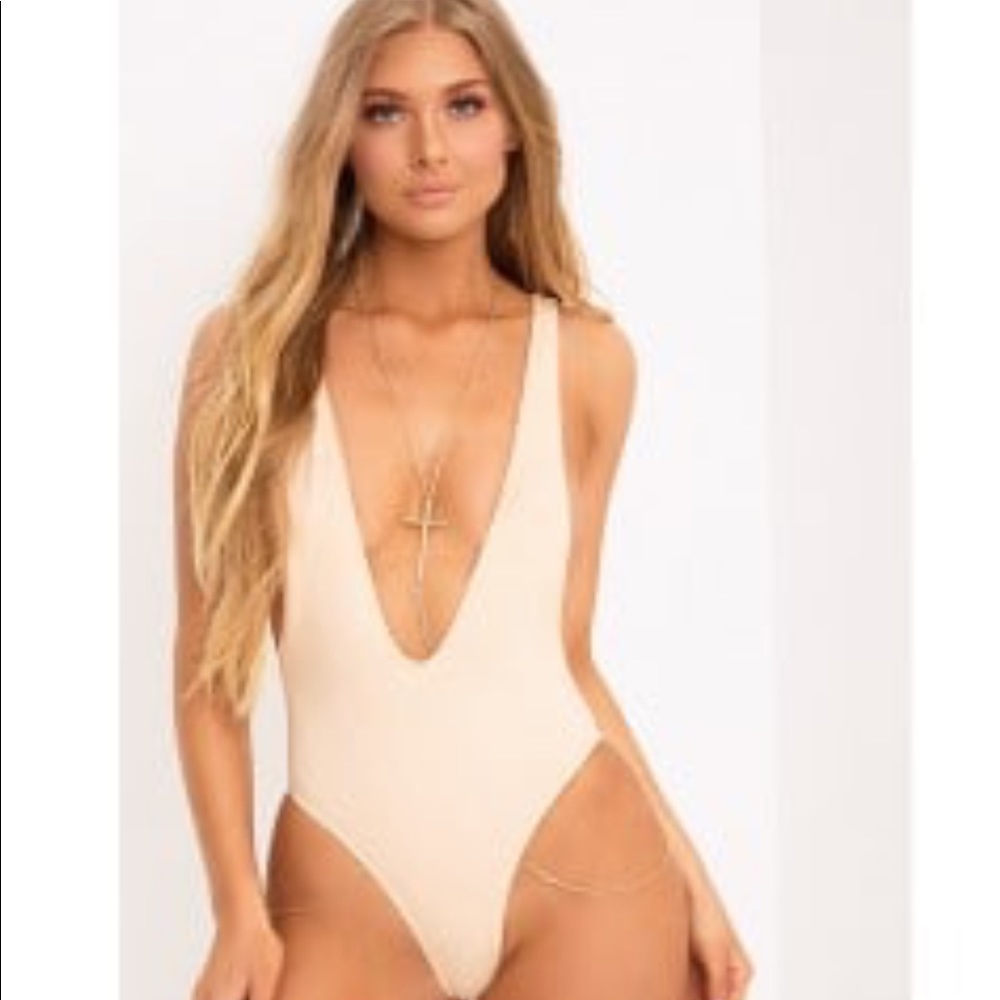 PRETTY LITTLE THING SWIM ONE PIECE