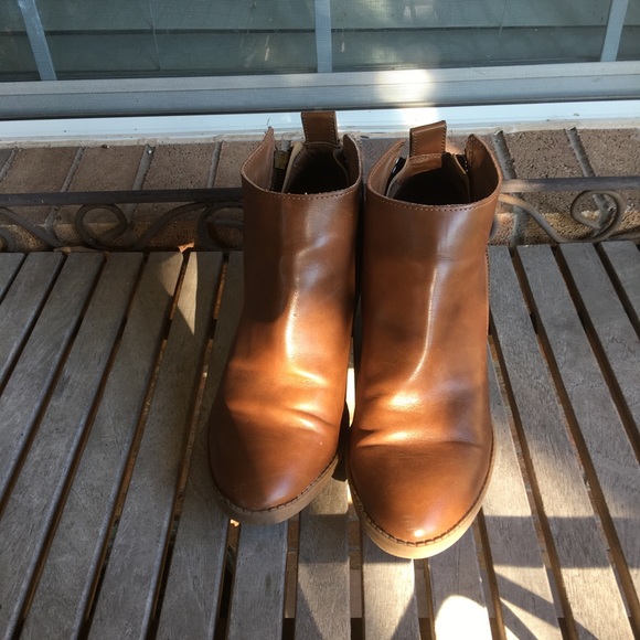❤️SOLD❤️DV Dolce Vita For Target Brown Ankle Boot - Picture 3 of 8