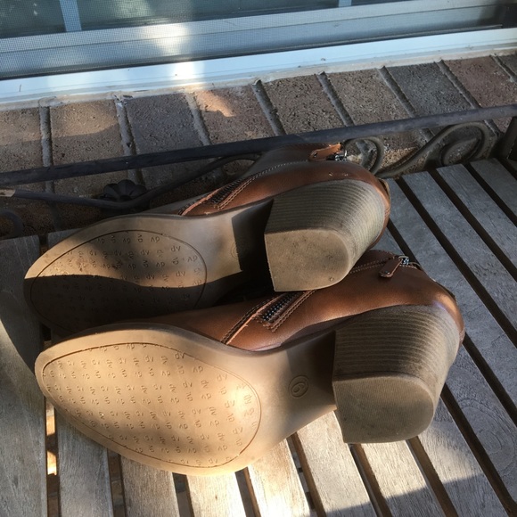 ❤️SOLD❤️DV Dolce Vita For Target Brown Ankle Boot - Picture 7 of 8