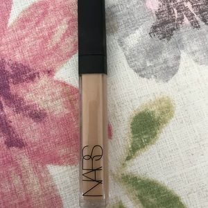 Nars Radiant Creamy Concealer - Custard Nars Radiant Creamy Concealer - Custard