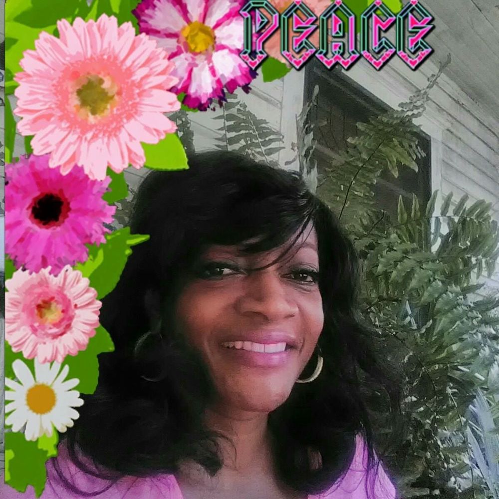 Meet your Posher, Renae