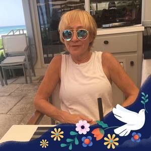 Meet your Posher, Abigail