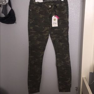 Vanilla Star Premium Camo Skinny Jean
