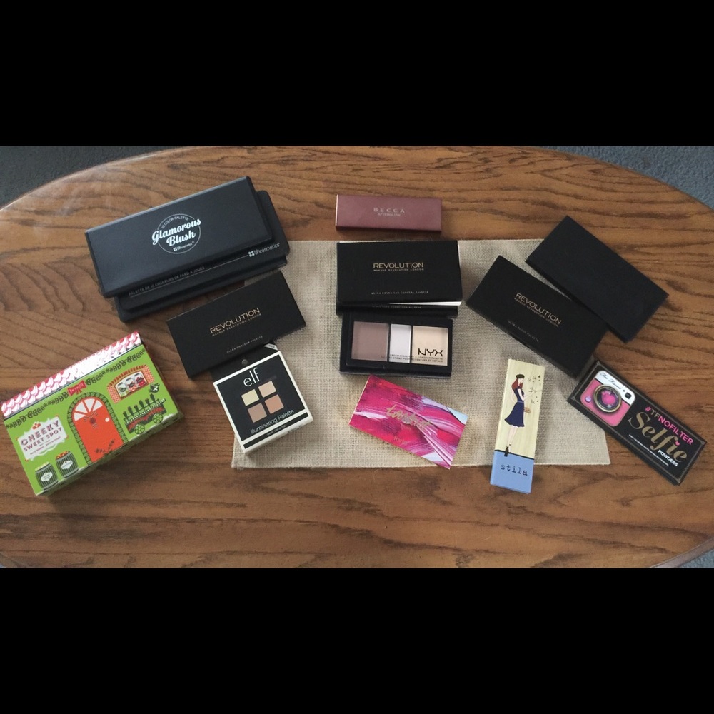 Lot of Blush, Concealer and Contour Palettes