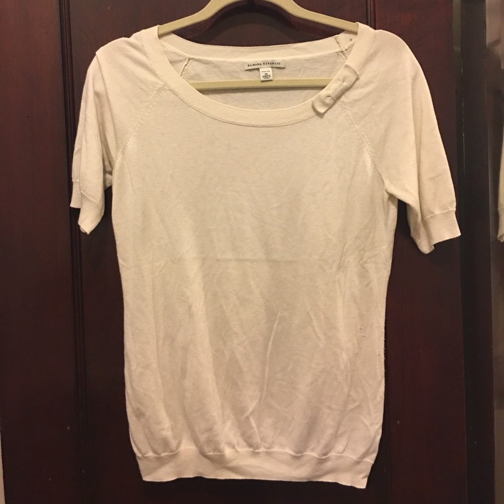 Banana republic short sleeve bow sweater