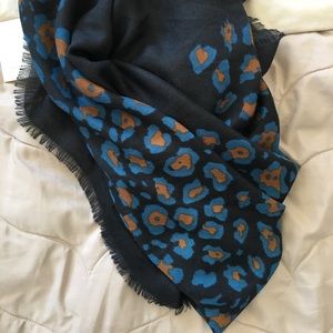 Loft leopard scarf, warm and NEW