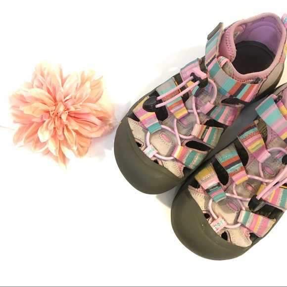 rainbow keen sandals