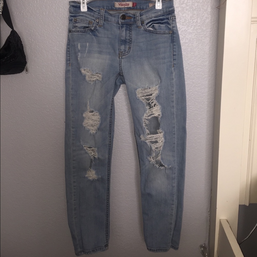 Eunina Light Wash Ripped Slim Boyfriend Jeans