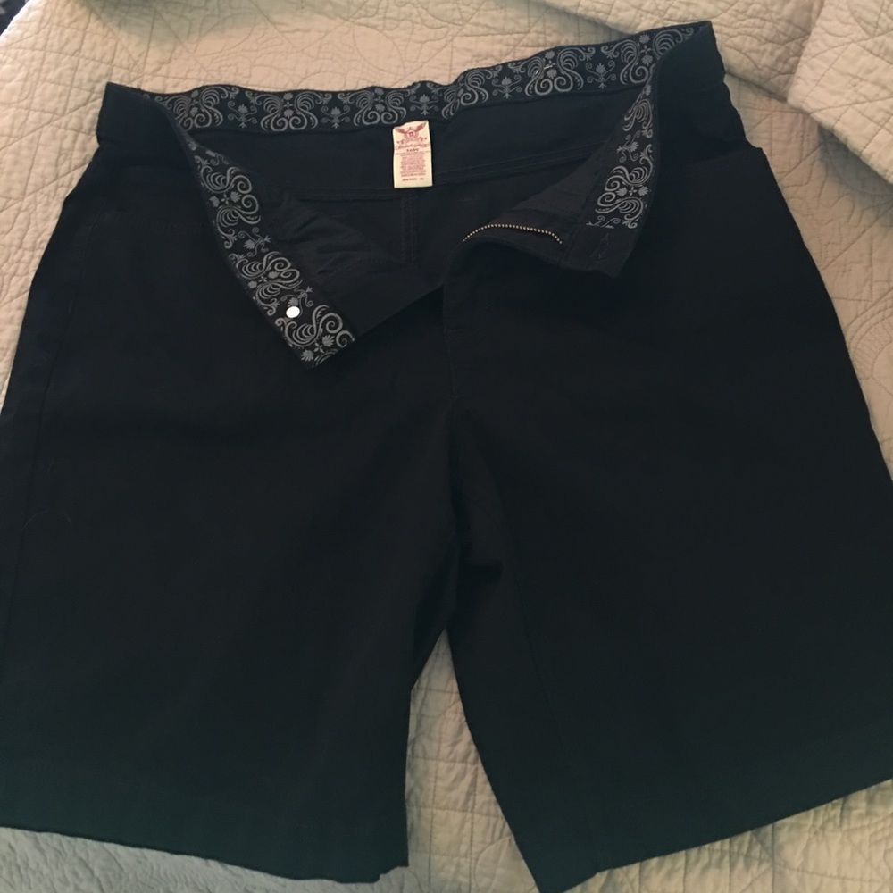 Black shorts, NWOT