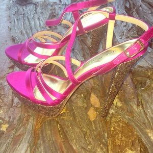 Nine West Pink Satin Strappy w/Glitter Heel 7.5