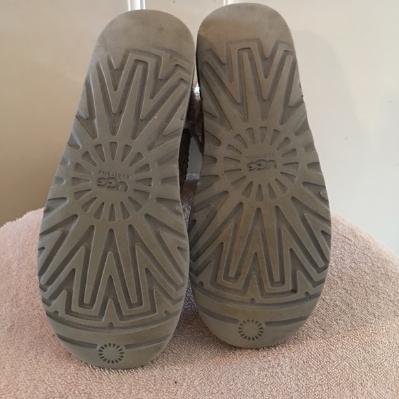 Ugg Silver Sparkly Boots - Picture 3 of 5