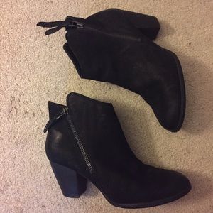 Steve Madden Black Booties Steve Madden Black Booties