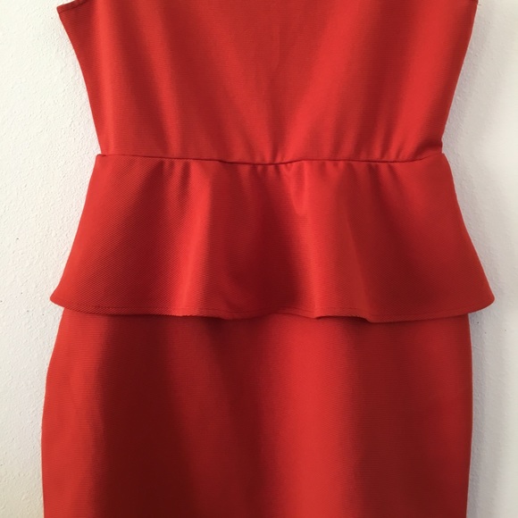 🚫🚫SOLD🚫🚫 Peplum Dress - Picture 3 of 4