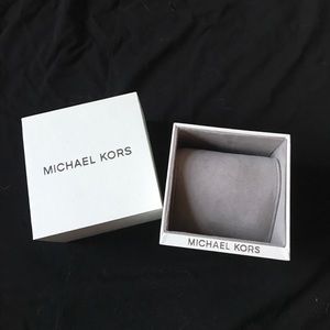Michael Kors Watch Box