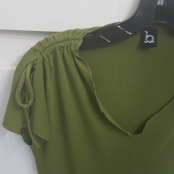 Top - Picture 3 of 4