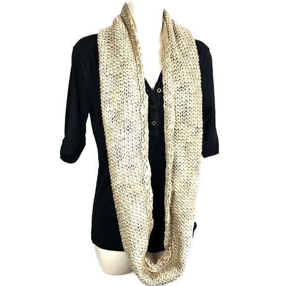 BCBGeneration Infinity Scarf Brown - Picture 2 of 5