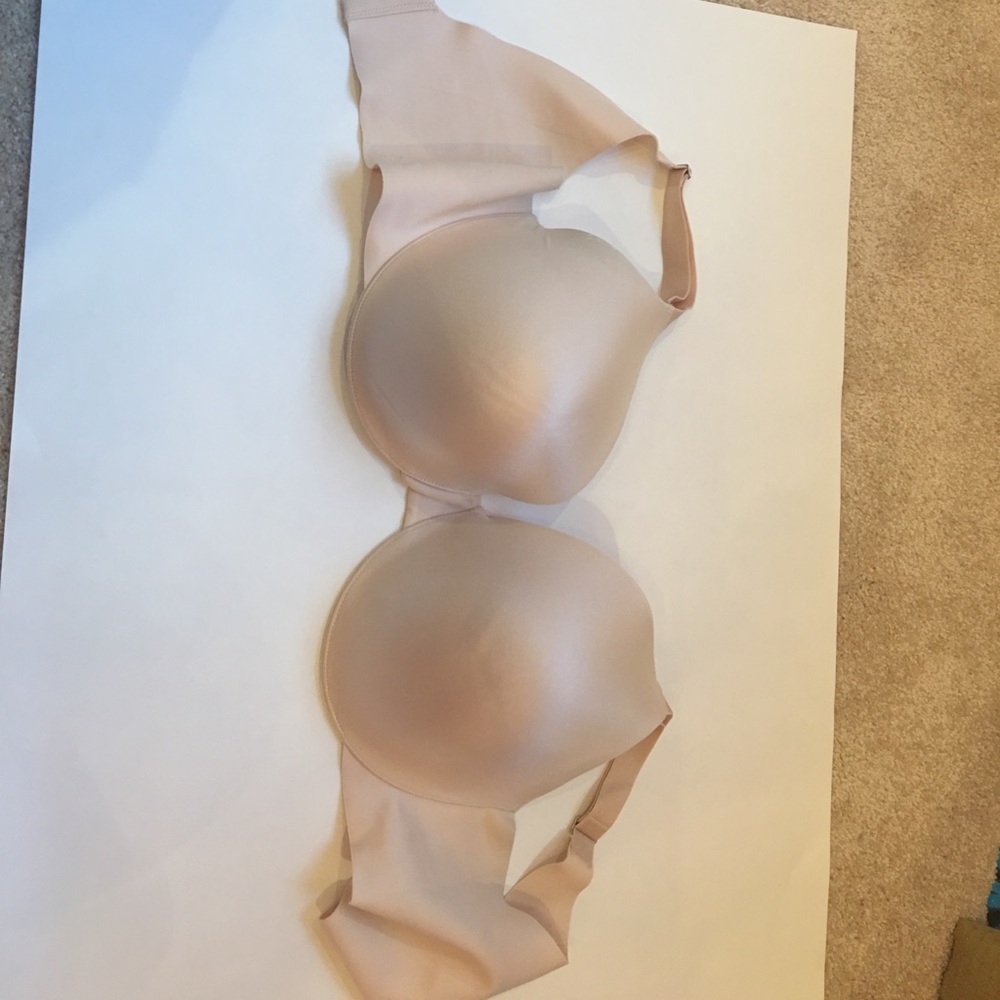 Soma 36G Vanishing Back Bra.