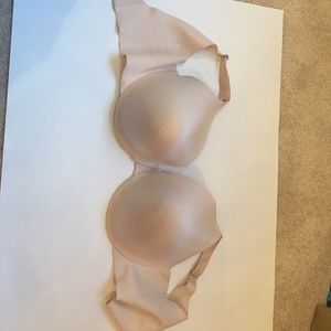 Soma 36G Vanishing Back Bra.