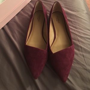 Crown vintage suede flats!