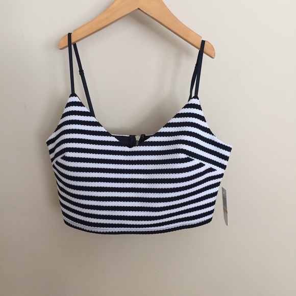 City Studio Tops - City Studio Crop Top Sz 3 NWT