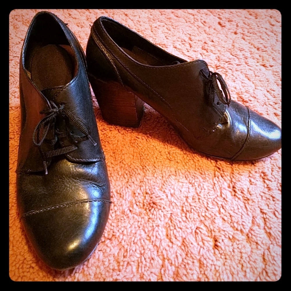 Fossil 3 in heels, sz 10, dress black