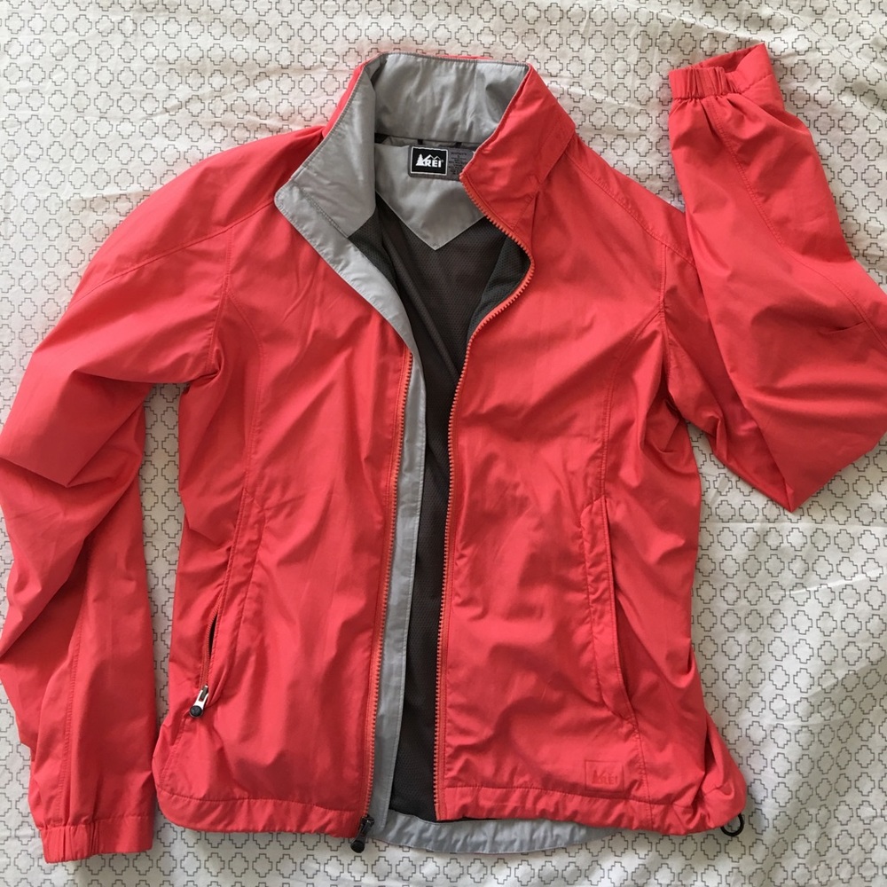 REI weatherproof full-zip lightweight jacket