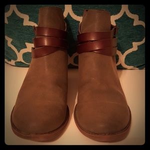 AMERICAN EAGLE ANKLE BOOTS AMERICAN EAGLE ANKLE BOOTS