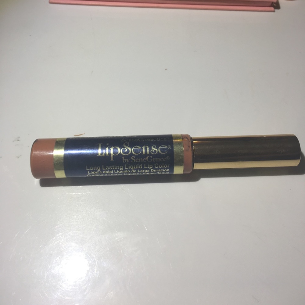 Lipsense