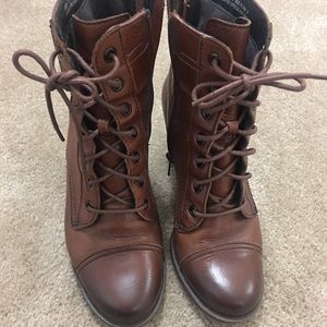 Clarks! π Lace up bootie size 7 women's Clarks! π Lace up bootie size 7 women's