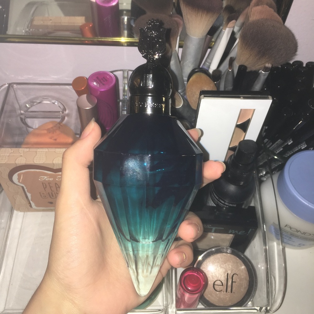 BRAND NEW, NEVER USED! Katy Perry Killer Queen!