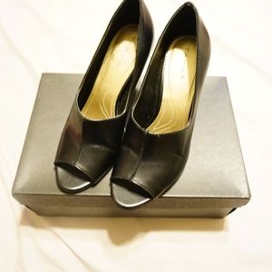 EUC Peep Toe - Tahari Black Heels