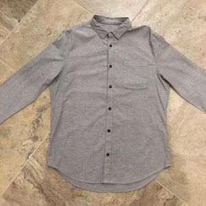Lululemon Men’s Commission Long Sleeve Buttondown