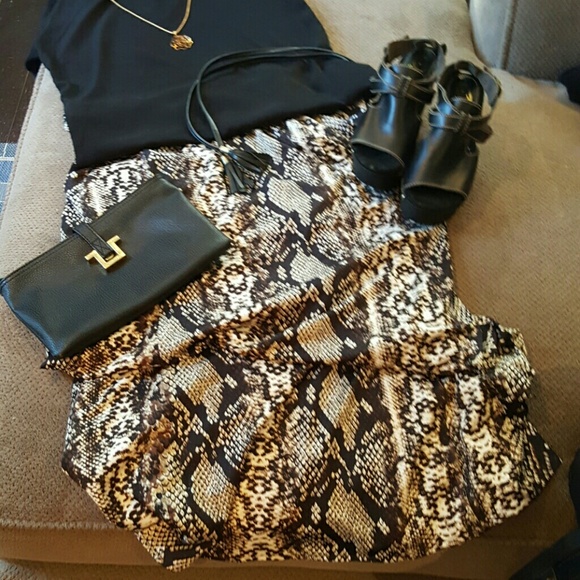 Covington Dresses & Skirts - 🐍 Go Wild! 🐍