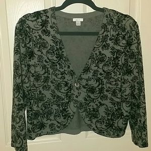 Apt 9 cropped sweater paisley floral one button L Apt 9 cropped sweater paisley floral one button L